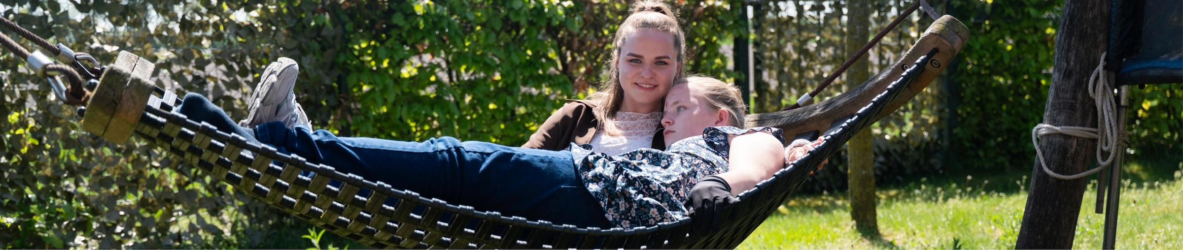 Header Babette